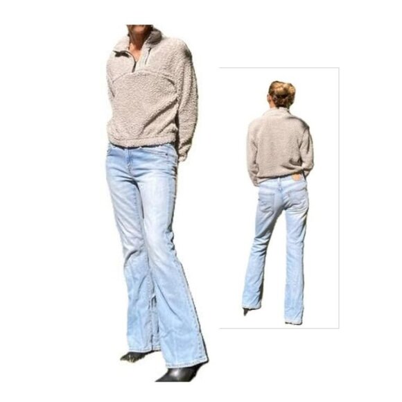 Wallflower • Quarter Zip Fleece • Light Gray • Small - Picture 2 of 12